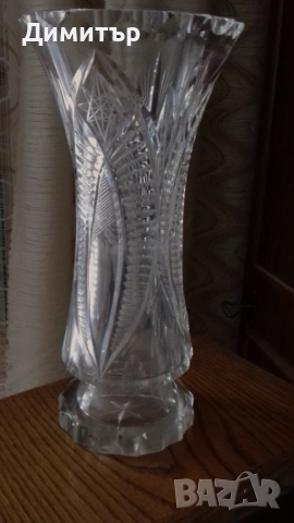 Кристална ваза