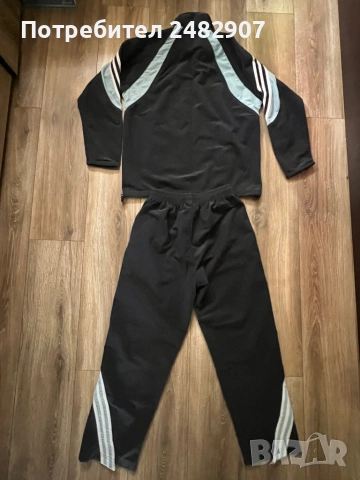 Дамски спортен екип, снимка 2 - Спортни екипи - 53690085