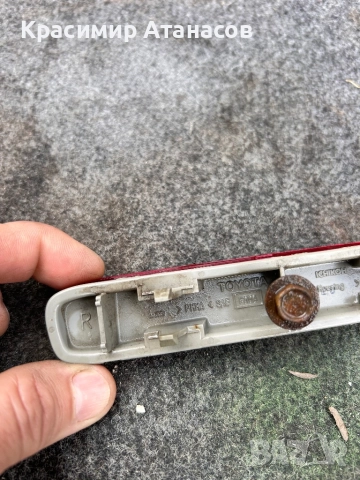 Светлоотразител задна броня ляв и десен за Тойота корола версо. 2004-2008г, снимка 13 - Части - 52531248