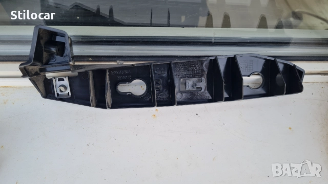 Държач Opel Corsa F 19-23г задна броня десен, снимка 2 - Части - 52049651