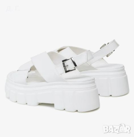 Бели маркови сандали, снимка 3 - Сандали - 45327131