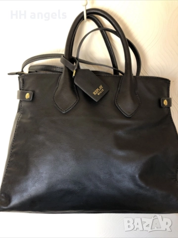 Replay черна чанта със златисти шипове, снимка 10 - Чанти - 52353320