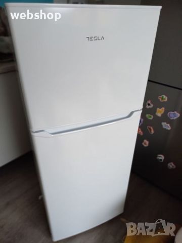 Хладилник с фризер Tesla RD1600H1, 151 Л, 123 см, Енергиен клас F, Автоматично размразяване, LED, снимка 2 - Хладилници - 46309178