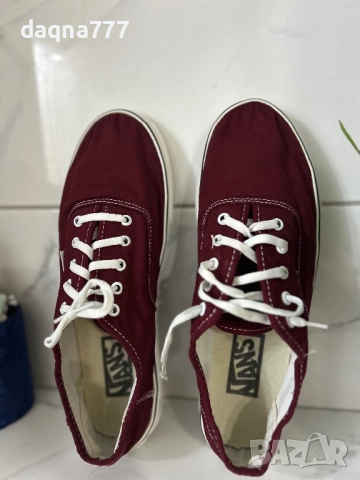 Оригинални ниски кецове Vans 44 размер, снимка 16 - Кецове - 52549289