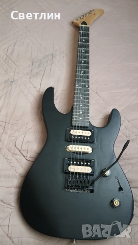 Електрическа китара , снимка 2 - Китари - 52866631