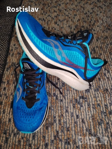 Saucony маратонки за бягане 