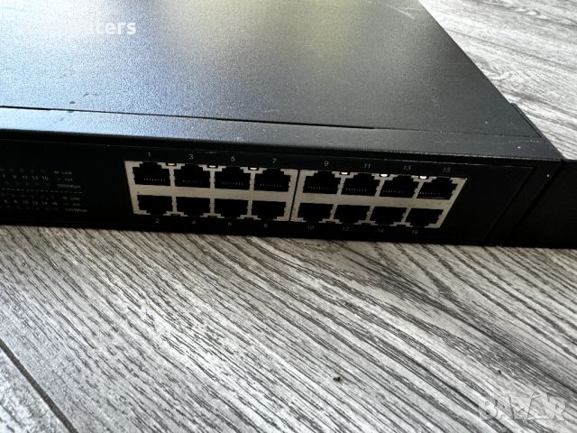 Суич TP-LINK TL-SG1016D 16-Port Gigabit Switch, снимка 1 - Суичове - 46125461