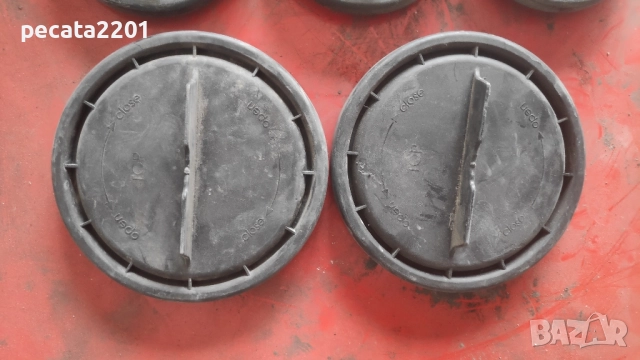 Продавам - капачки за фарове на Мерцедес, снимка 2 - Части - 51861855