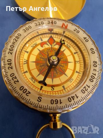 Луксозен позлатен компас за ценители, снимка 1 - Мъжки - 45724765
