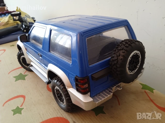 Радиоуправляем модел на Mitsubishi pajero , снимка 3 - Друга електроника - 51104091