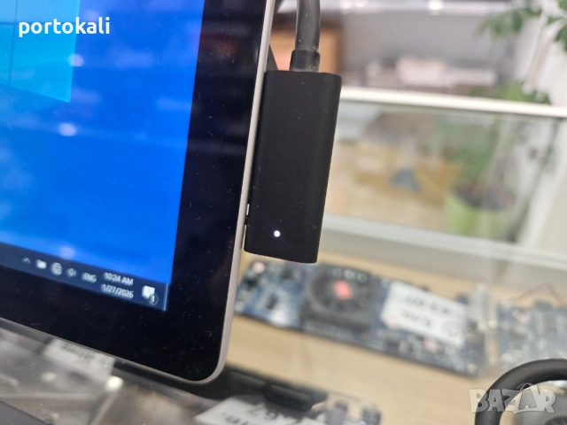 +Гаранция! Зарядно докинг станция за Microsoft Surface - Microsoft 1661 Surface Docking Station, снимка 5 - Лаптоп аксесоари - 53390314