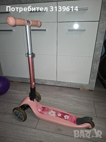 Тротинетка розова Globber Junior Foldable Lights Ecologic