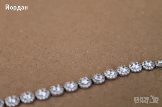 Дамска  гривна от бяло злато , снимка 17 - Гривни - 49771384