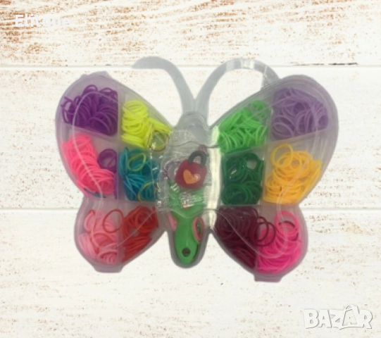 Комплект ластички за плетене на гривни в кутия с формата на Пеперуда 600 броя, снимка 5 - Шноли, диадеми, ленти - 52786940