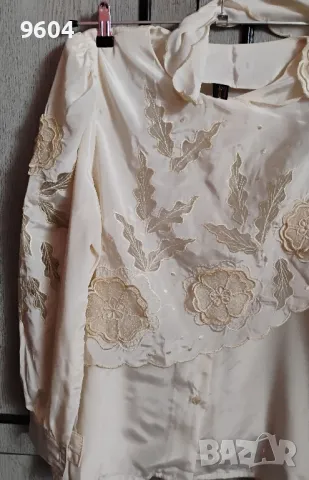 Официална дамска риза, снимка 2 - Ризи - 50253424