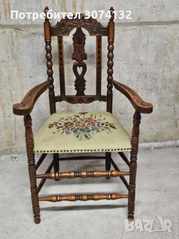 Ретро кресло с дърворезба, снимка 1 - Дивани и мека мебел - 46383562