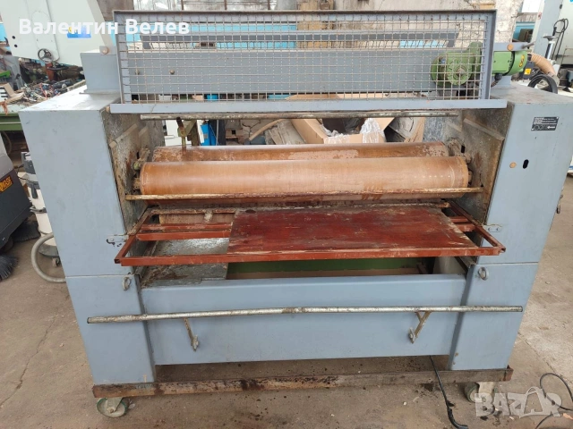 лепило нанасяща машина 1300мм.-ITALY, снимка 10 - Други машини и части - 53626560