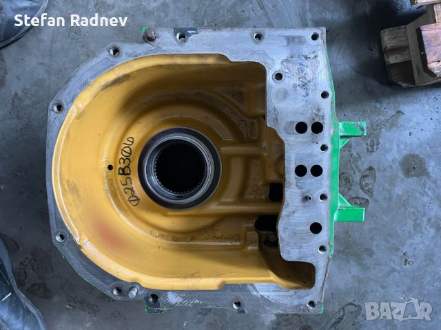 Кожух за скоростна кутия Power shift - John Deere 6010, 7010, 7000, снимка 4 - Селскостопанска техника - 46667379