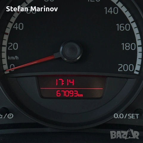 Volkswagen Move Up! 1.0 MPI 2013, снимка 10 - Автомобили и джипове - 54016607