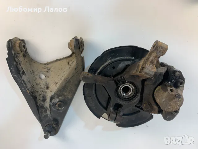 Ляв носач главина главина апарат диск Дачия Сандеро Dacia Sandero I (08-17)г. , снимка 3 - Части - 50362785