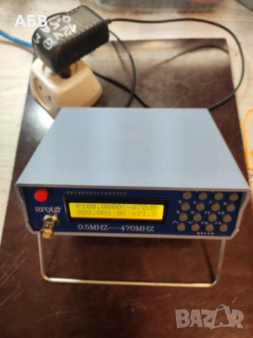 Продава се високочестотен сигнал генератор 0.5-470MHz, снимка 4 - Друга електроника - 53261851