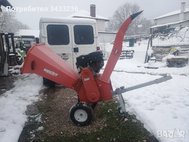 Бензинова дробилка за клони Hecht 6642, снимка 2 - Градинска техника - 53581672
