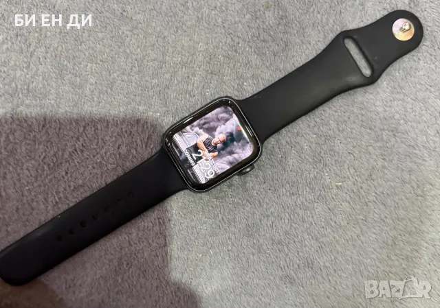 Apple Watch SE 40MM , снимка 2 - Смарт часовници - 47441990