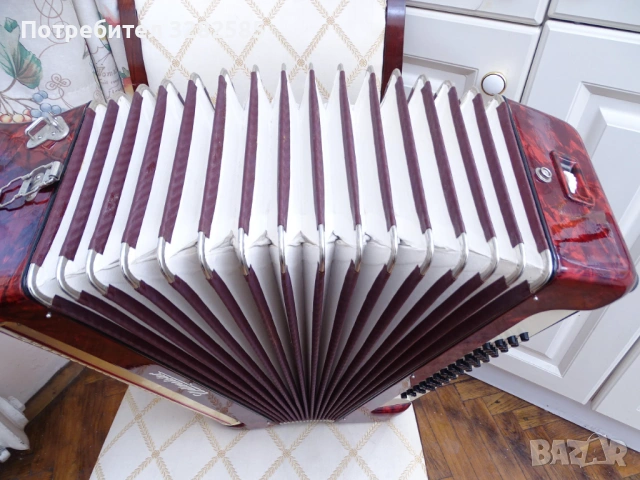 Продавам неупотребяван акордеон Weltmeister 48 баса в отлично състояние, снимка 17 - Акордеони - 53770008