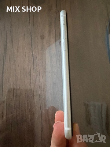 Телефон IPhone SE 2020 , снимка 5 - Apple iPhone - 52343351