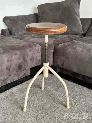 Соц Медицинско Столче на Винт, снимка 4 - Столове - 53614304