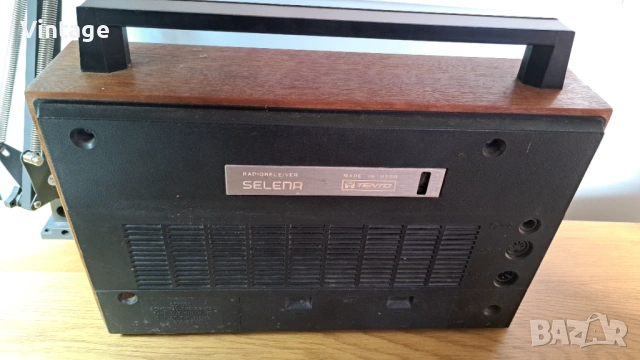 Радио Селена - B-216, снимка 2 - Радиокасетофони, транзистори - 53681028