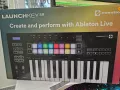 Контролер Novation  Launchkey 25 MKIII, снимка 1