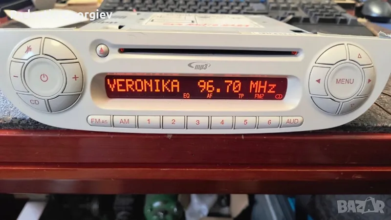 Продавам оригинално  cd radio Fiat 500, снимка 1