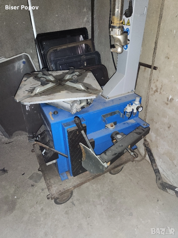 машина монтаж и демонтаж гуми, снимка 1