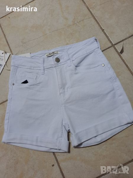 Къси панталонки в бяло , снимка 1
