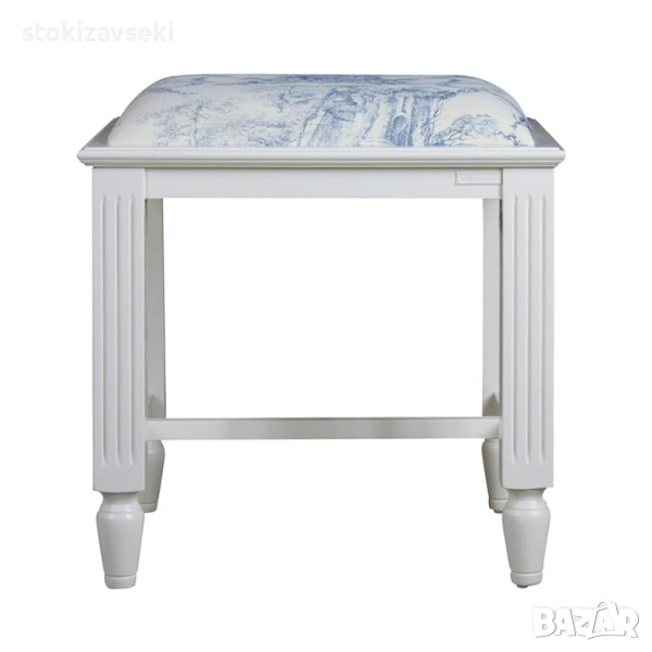 Дървена табуретка, снимка 1