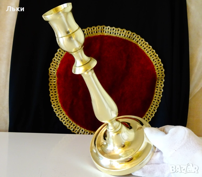 Бронзов свещник 25 см.,490 гр.,викториански стил. , снимка 1