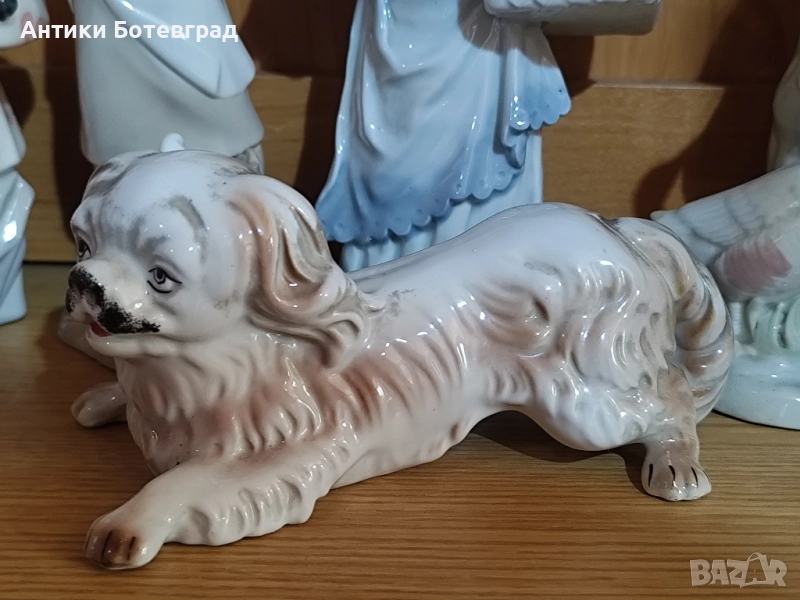 Румънка порцеланова фигура Пекинез, снимка 1