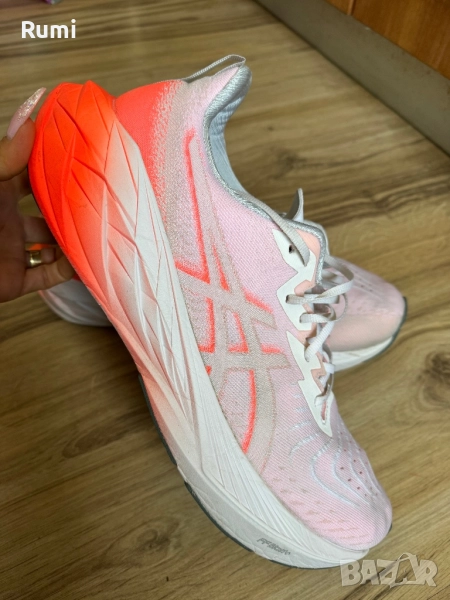 Мъжки оригинални маратонки ASICS NOVABLAST 4 COS ! 49 н, снимка 1