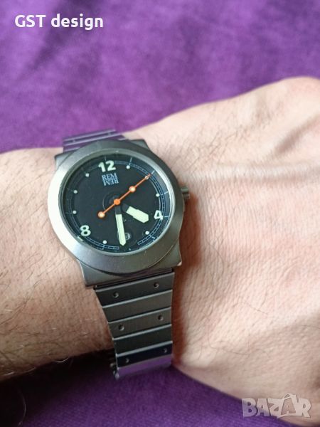 Рядък Часовник Watch RemRem Датски Дизайнерски Anders Smith 100m дата Stainless steel, снимка 1