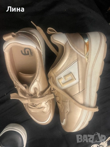 Страхотни обувки ,маратонки,боти