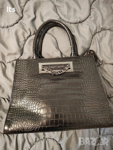 Дамска чанта