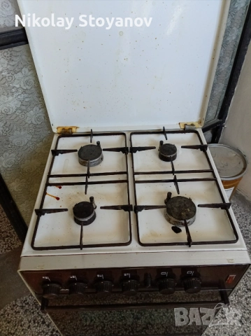 Газова готварска печка KONCAR + 2бр. Газови бутилки по 10 литра, снимка 3 - Печки, фурни - 52929347