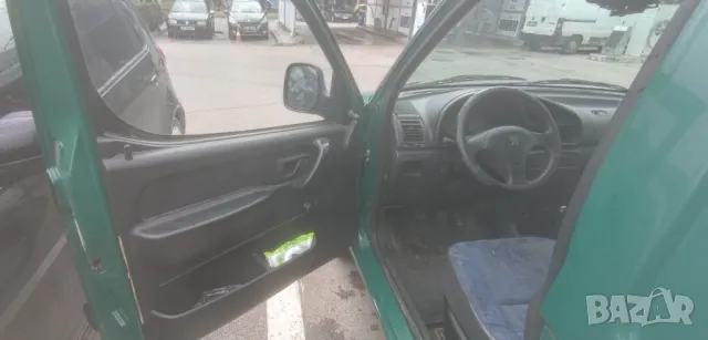 Peugeot Partner 1.8 Дизел, 68 к.с , снимка 4 - Автомобили и джипове - 50436826