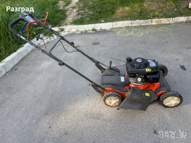Бензинова косачка Husqvarna R152SVH  HONDA  със самоход
