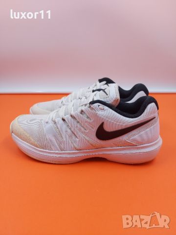 Nike номер 42.5 Оригинални мъжки маратонки, снимка 1 - Маратонки - 45454865