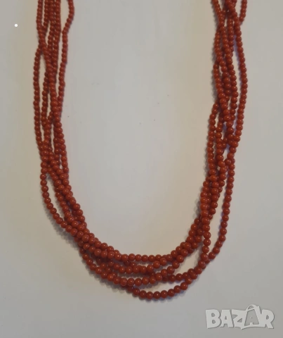 Представяме ви изключително красиво колие от естествен червен корал с сребърна закопчалка  925, снимка 3 - Колиета, медальони, синджири - 53145072