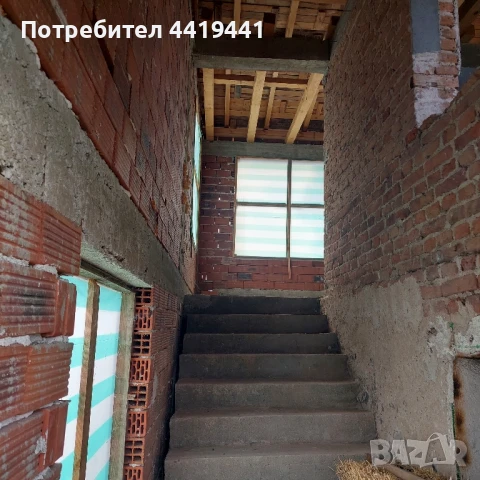 Къща с двор с.Виноградец обл. Пазарджик , снимка 6 - Къщи - 49557601