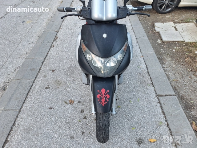 Piaggio Beverly 200 - 2003г. , снимка 2 - Мотоциклети и мототехника - 52008927