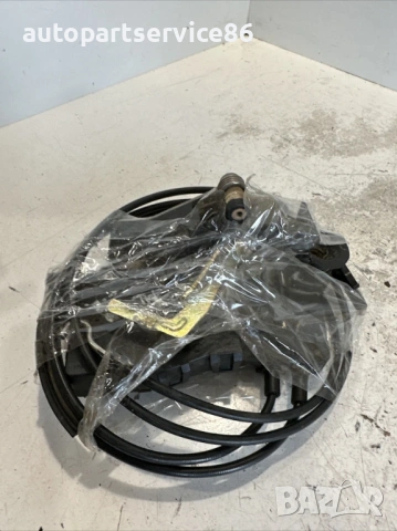 Брава за задна дясна врата за Mercedes ML W163 400 CDI (2004), снимка 2 - Части - 53983689